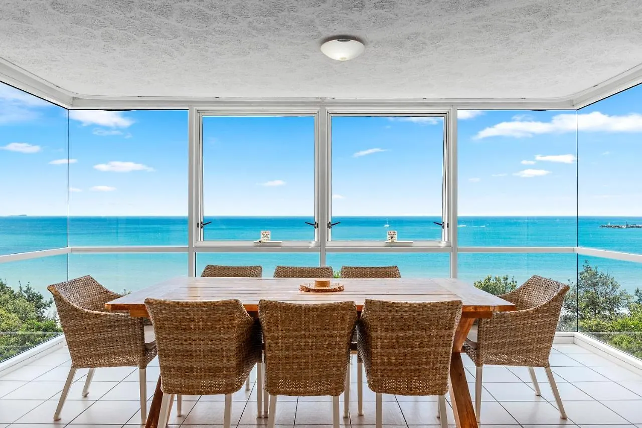 *** Apart-hotel 84 The Spit Holiday Apartments Mooloolaba Austrália