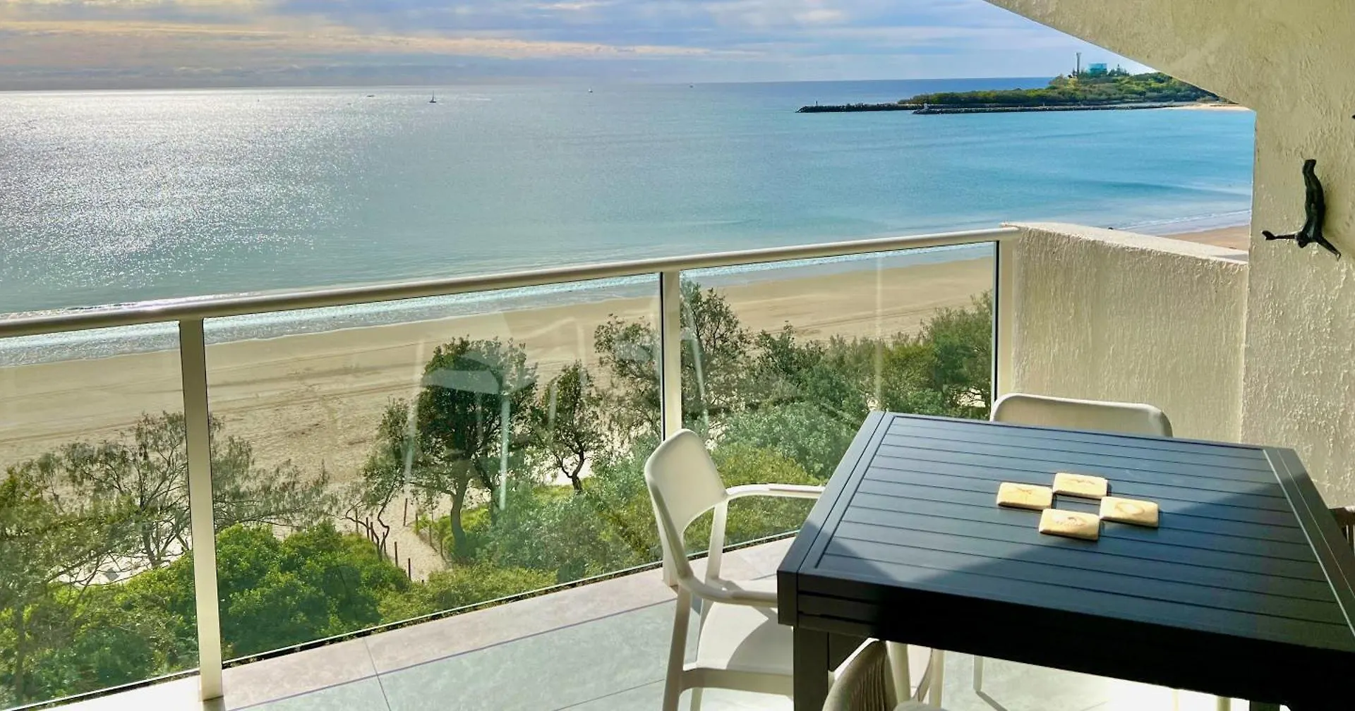 *** Aparthotel 84 The Spit Holiday Apartments Mooloolaba Australia