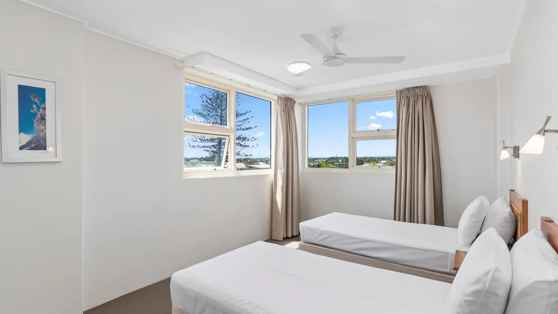 84 The Spit Holiday Apartments Mooloolaba Aparthotel