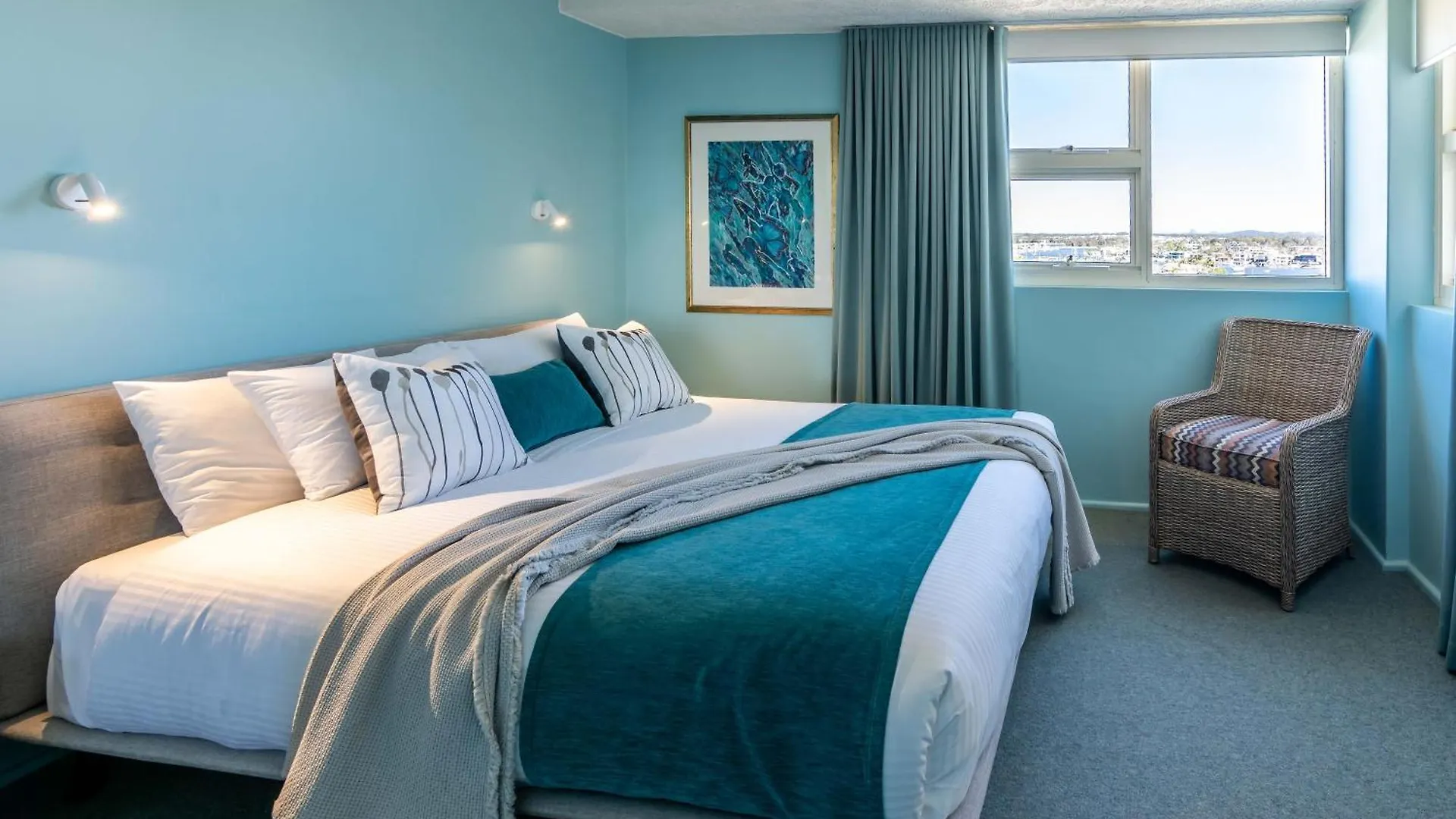 84 The Spit Holiday Apartments Mooloolaba Aparthotel
