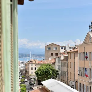 Sade - Central, Charming, For 6 Apartment