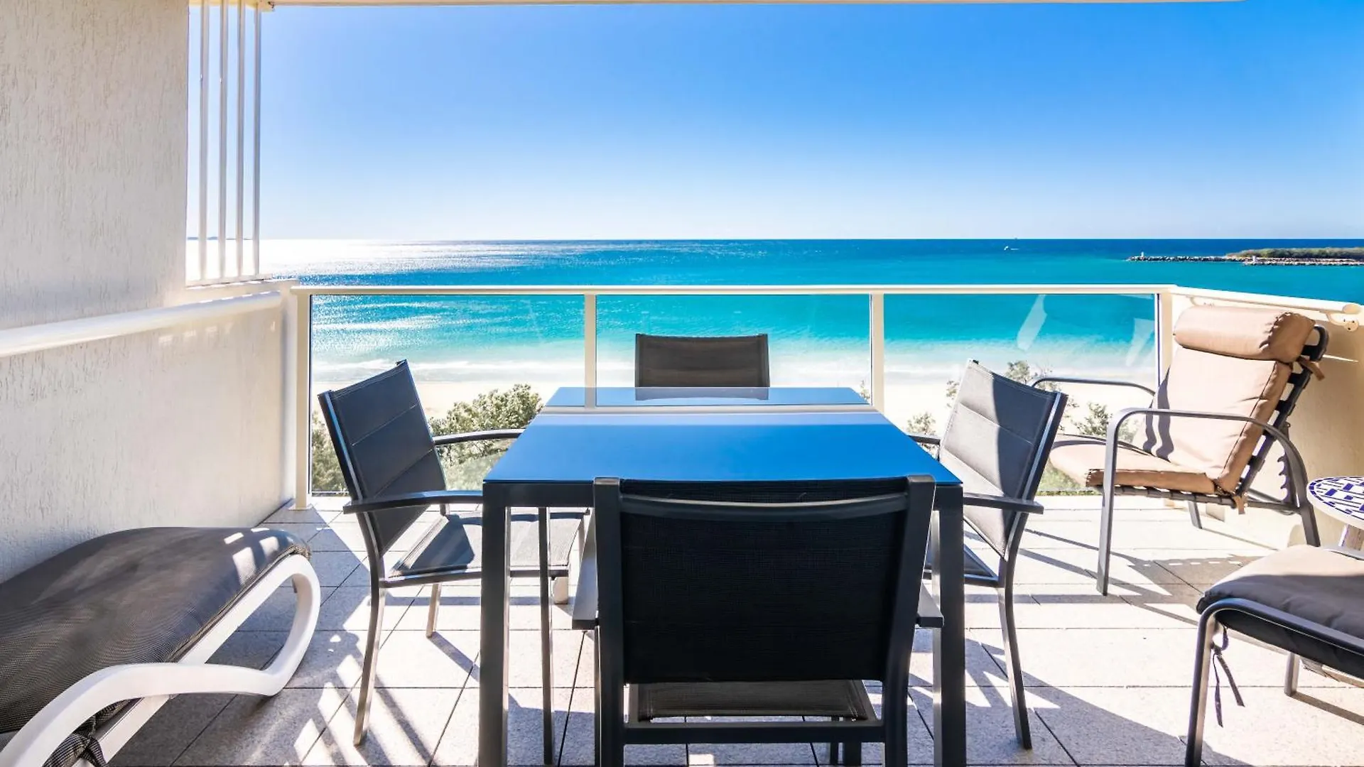 84 The Spit Holiday Apartments Mooloolaba